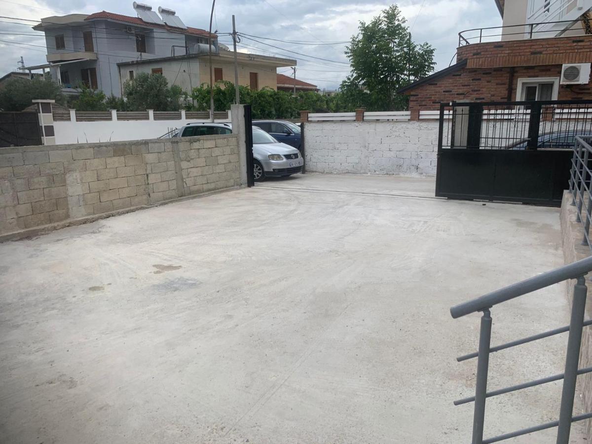 Villa Hysesani Vlore Exterior photo