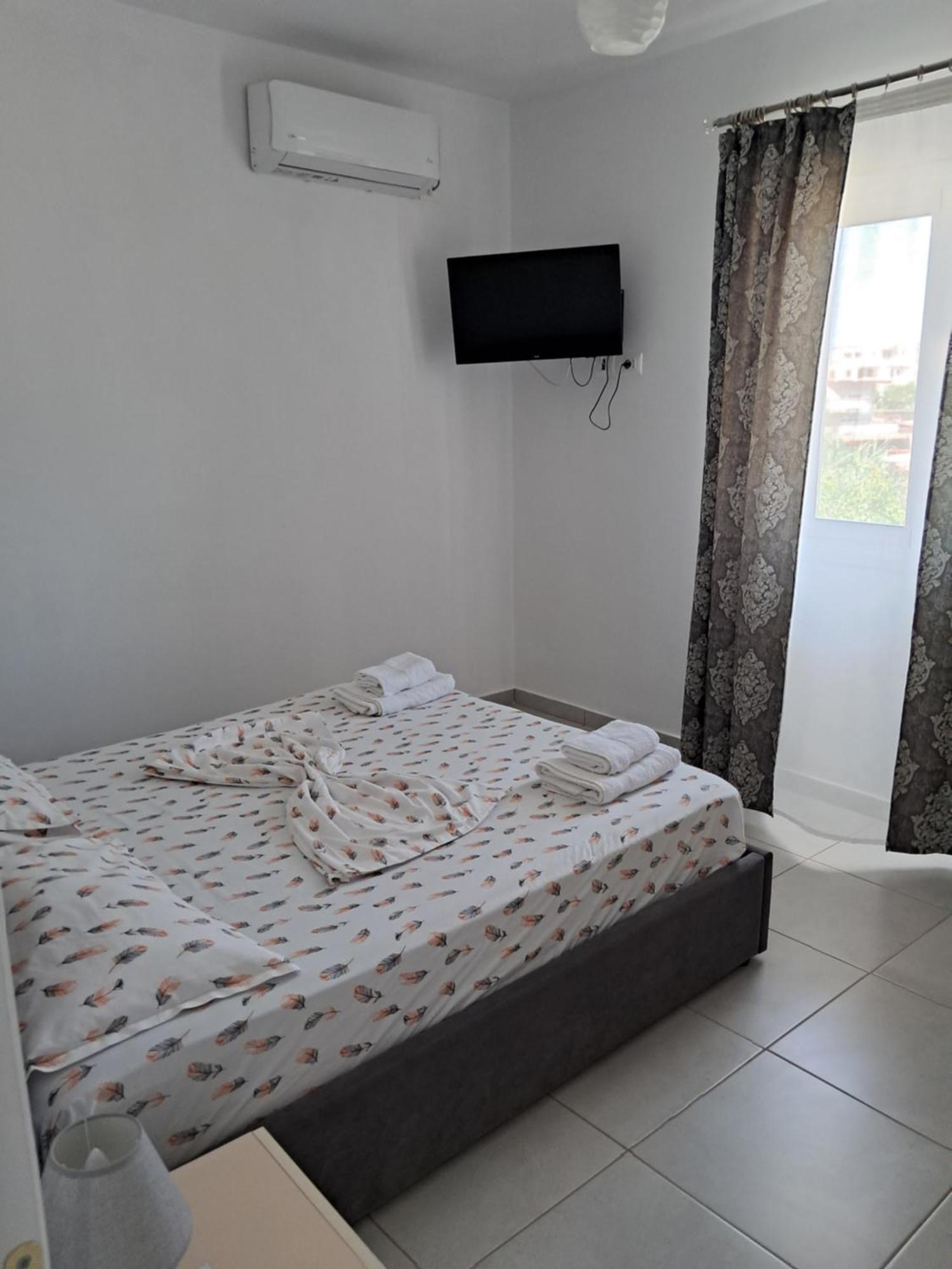 Villa Hysesani Vlore Exterior photo